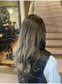 バレイヤージュ×透明感