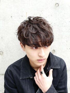 シェノン オム 梅田(CHAINON HOMME) MEN'S HAIR/束感ショート/コンマヘア/ツーブロックマッシュ
