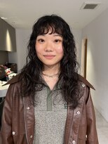 ナループロアツム(Nalu pu loa Tsum)&nbsp;ロングウェーブ/ハイレイヤーパーマ/オン眉パーマ