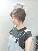 30代一番人気ショートレイヤー×カーキアッシュ