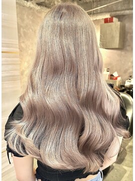 ラビス 池袋(Lovis) ワンレン/ネビージュ/エクステ/小顔/インナーカラー/韓国/池袋