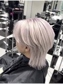 センターパートウルフ