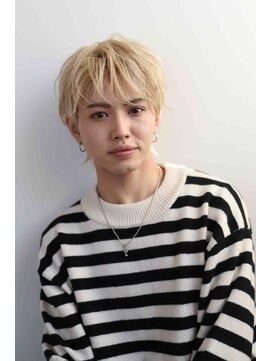 ハイトーン×ショートブリーチ髪大人可愛いショート20代30代40代