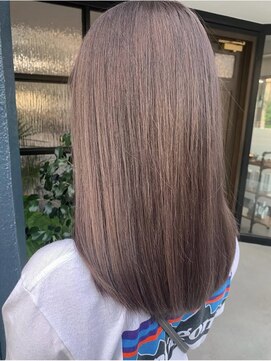 ウールバイレガーレ(uul by Legare/a) グレージュ切りっぱなしボブ前髪ありミニボブミルクティベージュ