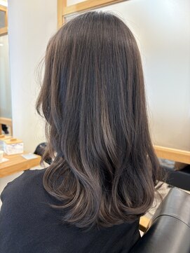  リュクスバトーバイトリコ 船橋南口店(Luxe BATEAU by tricot) ナチュラルワンレンスタイル