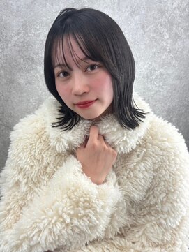 アイリス 天文館店(AIRIS) アッシュブラウン シースルーバング 外ハネボブ 透明感カラー