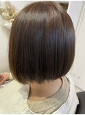 前下がりボブ