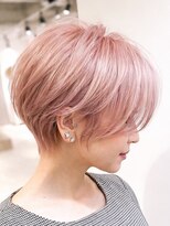 アイズ(I's)&nbsp;ハイトーンショート×ピンクベージュ×ブリーチ