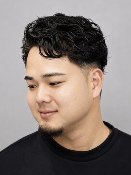 スター(STAR) フェード×フェザーパーマ｜韓国風ヘア