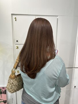 カシェル トウキョウ(Cashel Tokyo) レイヤーカットとミルクティーベージュ