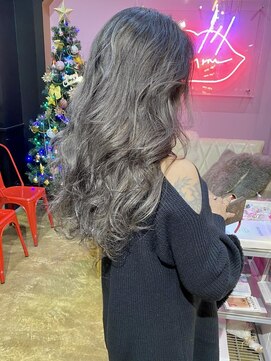 ワーカー ミミ(worker MIMI) 透明感ハイライト!