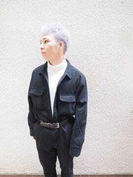 コニ(Coni) ♪Coni♪ホワイトヘア―/ハイトーンカラー/派手髪