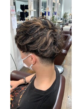 ヘアー ミュゼ 大西店(HAIR Musee) メンズハイライト