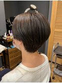 マッシュショート×オリーブベージュ