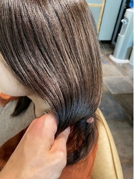 アリューカヘアー(Alluca Hair)の写真/【北区/初生】今までの白髪染めを覆す！ハイライトとローライトをふんだんに使ってお望みのボリューム感へ*