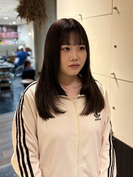 エヴリンアンドペイジ(Evelyn&paige) 顔周りレイヤー【神戸/元町】