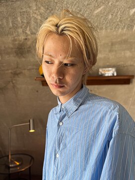 エクスプロア デザイン アクト 三鷹(EXPLORE DESIGN ACT.) メンズブランドカラーセンターパート[三鷹/三鷹駅]