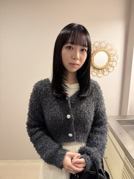 チャプター 問屋町(chapter) 顔周りレイヤーカットアッシュブラックブリーチなしカラー韓国