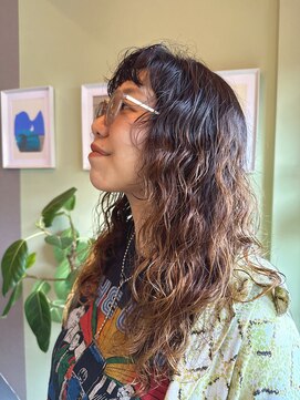 ヴィッカ ヘアーアンドメイク(vikka. hair and make) くるくるふわくしゃパーマ