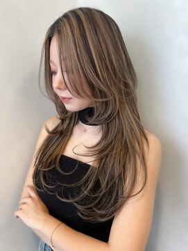 リアンバイアリュール(Lian by Allure) レイヤーカットハッシュカット髪質改善顔周り前髪ボブブリーチ