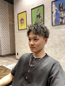ステレオ ヘアデザイン 安城店(STEREO HAIR DESIGN) ソフトツイスト×ハイライト（7月）