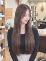 エメールヘア(aimere hair)&nbsp;艶髪ロング×赤みを抑えたナチュラルブラウン