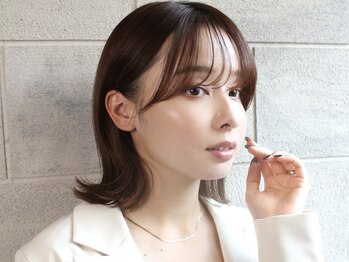ルアウ 岡本店(LUAU)の写真/グレイカラーでもデザイン性の高いカラーをご提案♪ダメージを軽減しながら透明感のある髪色へ◇