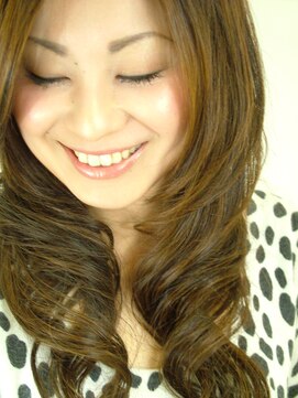 ヴァーヴ(VERVE) エアリーな毛束感でふんわり可愛らしい超音波ストキュール！！