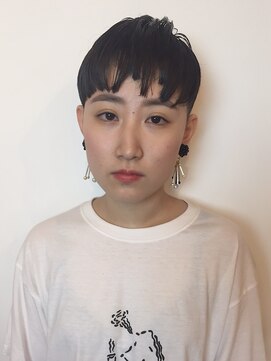 ドラマ(DORAMA) 刈り上げマッシュスタイル