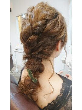 クッキー ヘアーアンドメイク(COOKIE Hair&Make) 【COOKIE 】ゆる編みおろし