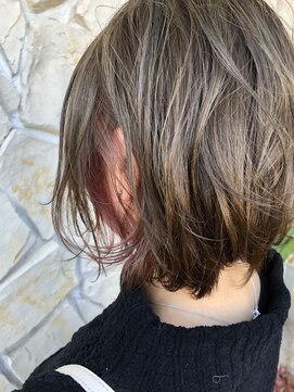 ヘアメイク ヴァロ(Hair Make VaLo) ベージュ+アッシュグレー