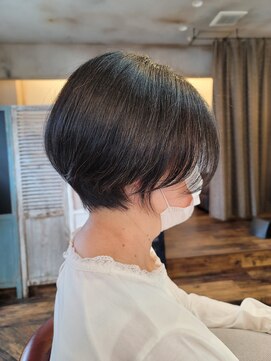 ベレッタ コウリエン(veretta kourien) 横顔美人ショート