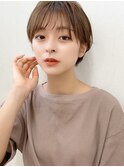 大人可愛い小顔ワンサイドショート前下がり