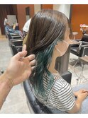 インナーカラー×エメラルドブルー×髪質改善カラー