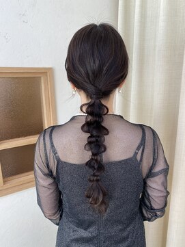 ソノ(sono) 編み下ろし　ローポニー　参列　キレイめ　大人ヘア