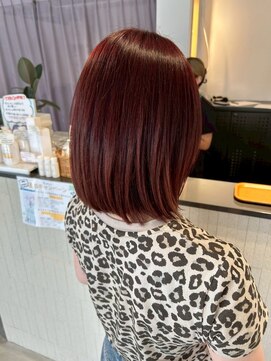 ギネス(Giness) 艶感レッドカラー×ロブ