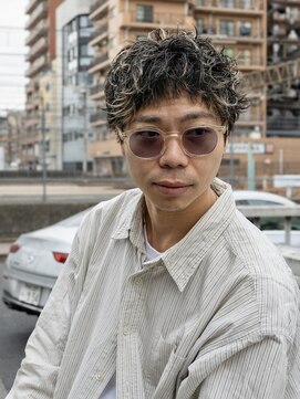 エクスプロア デザイン アクト 三鷹(EXPLORE DESIGN ACT.) ダウンバングアクティブショートピンパーマ三鷹