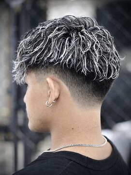 ジ オブスキュア ヌヴォー(THE OBSCURE NOVEAU) メッシュテーパーフェード