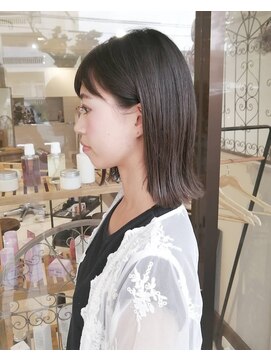 ミマール(mimar) 切りっぱなしダークグレーストレート