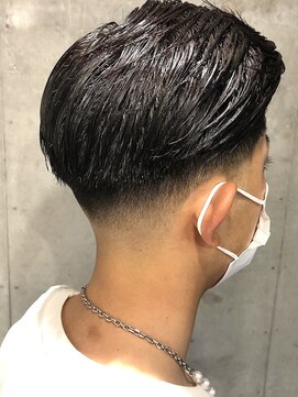 グッドプレイスアンドシング(Good Place&thing) メンズカット刈り上げ短髪ローフェードスキンフェード七三分け