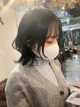 トロニー(TLONY) ネオウルフ　ブルーブラック　stylist/miaki