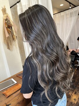 ファンド 千葉(fand) ハイライト/バレイヤージュ/デザインカラー/ロングヘア/