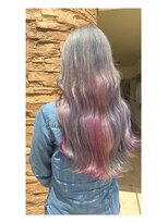 クラナ(clana)&nbsp;沖縄で1番可愛い派手髪！