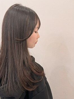ロカヒ(Lokahi)の写真/髪のダメージを最小限に抑えた縮毛矯正で、艶感たっぷりの柔らかストレートへ♪朝のスタイリングも時短◎