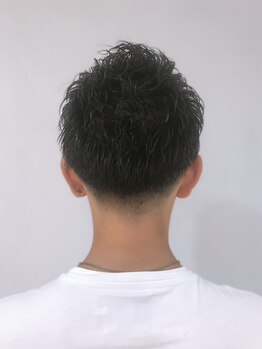 ヘア フラッグ 西葛西店(hair flag)の写真/【当日予約OK】駅近だから仕事終わりに通いやすい◎ビジネスシーンに合わせ再現性抜群のスタイルを提案！