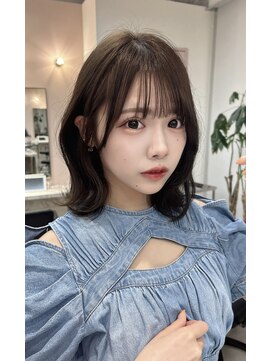 モアナ バイ ラナ 甚目寺店(MoanA BY LANA) 韓国風/透明感カラー/オリーブアッシュ/ぱっつん前髪/小顔カット