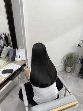 アチェロ(Acero.) 韓国風レイヤー×20代艶髪グレージュカラー