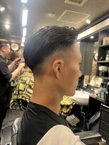 ブロートーキョーバーバーショップ 神田店(Bro Tokyo BARBERSHOP)&nbsp;テーパーフェード