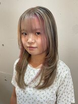 ロイ 北千住(ROI)&nbsp;ハッシュカット/グレージュ/デザインカラー[北千住駅]