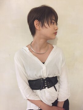 マグノリア(MAGNOLIA) スッキリショートにはハイライトを